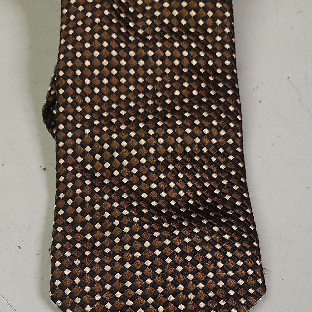 Elegant Brown and Black Patterned Men's Tie